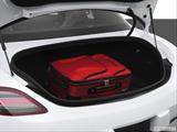  Trunk props photo